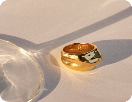 Gold ring image