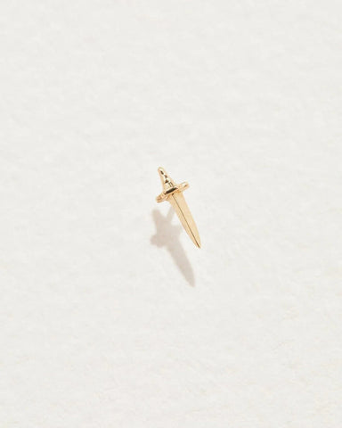 Dagger Stud