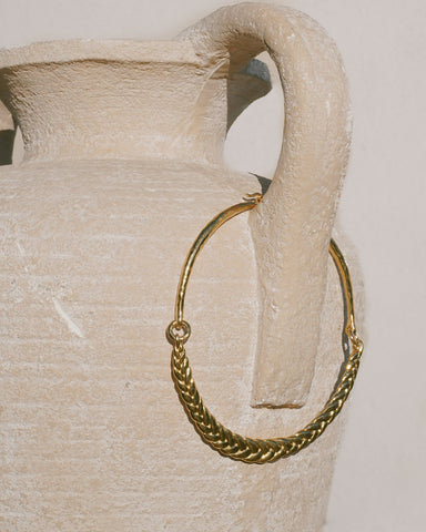 Helia Collar