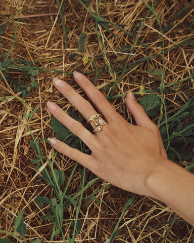 Portrait Ring