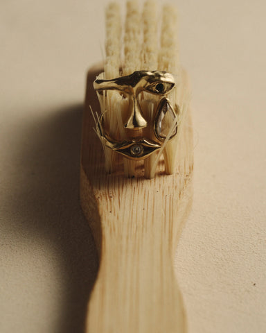 Portrait Ring