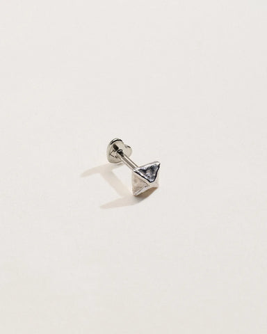 Pyramid Stud