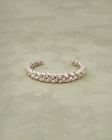 Pythia Cuff
