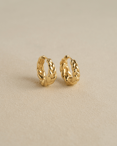 Pythia Hoops