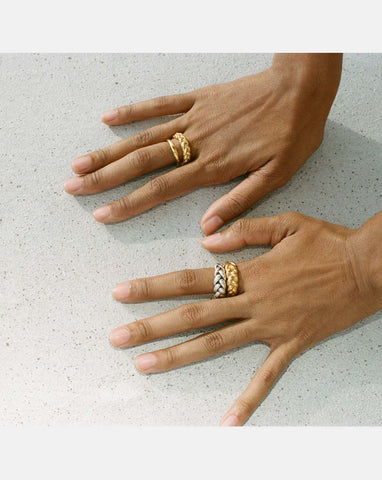 Pythia Ring