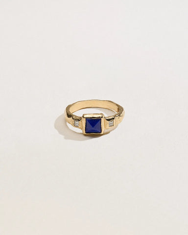 Stone Pyramid Ring