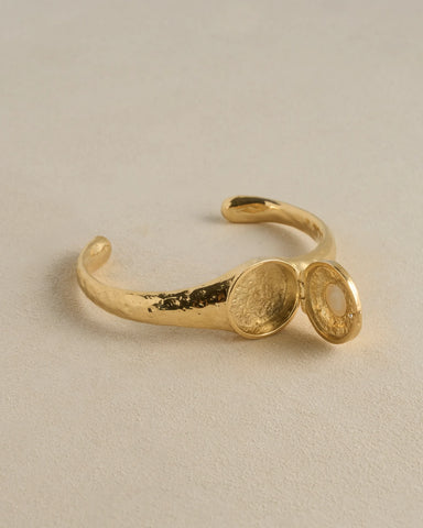 Vivianna Locket Cuff