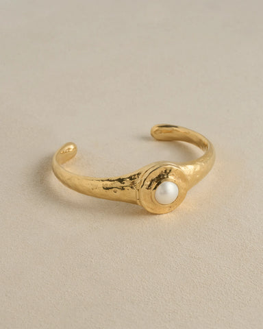 Vivianna Locket Cuff